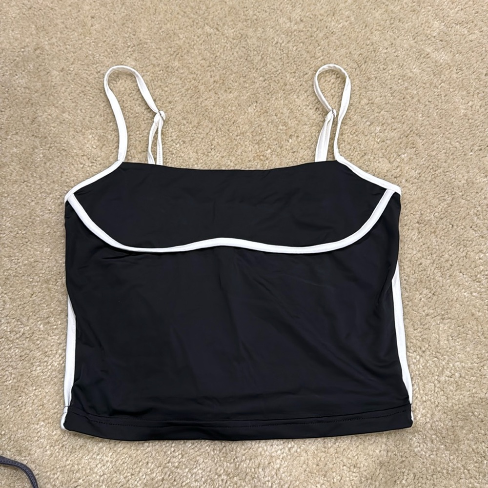 Princess Polly top brand new size 6